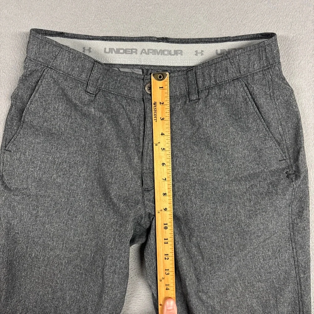 Under Armour Shorts Mens 34 (Fits 32) Grey Match Play Heatgear Loose Fit Vented